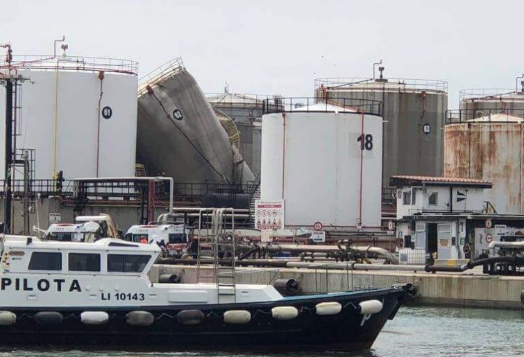 Il lavoratoricidio: un morto ogni 24 ore Il lavoratoricidio: un morto ogni 24 ore