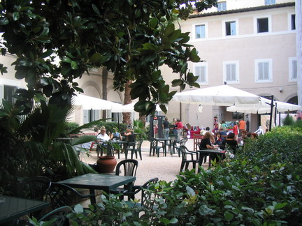 Privilegio femminile e segregazione maschile Privilegio femminile e segregazione maschile