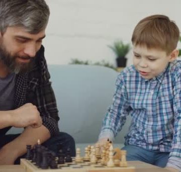 Covid-19 e ipocrisia: si è al sicuro solo con mamma Covid-19 e ipocrisia: si è al sicuro solo con mamma