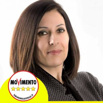 Il paradigma di Mara Lapia la tuffatrice Il paradigma di Mara Lapia la tuffatrice