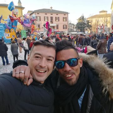 Onora il padre. Ma poi distruggilo Onora il padre. Ma poi distruggilo