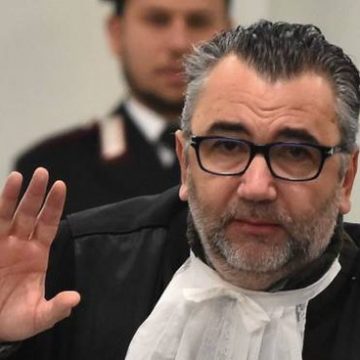 Perché su Bibbiano il Procuratore Mescolini minimizza? Ecco un’ipotesi