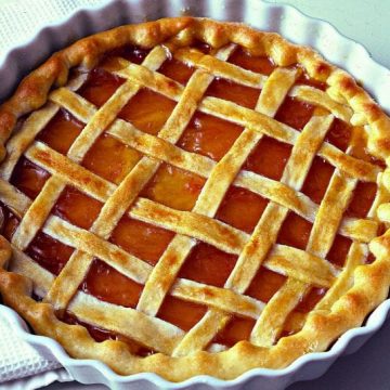 La torta da mangiare nella cucina femminista La torta da mangiare nella cucina femminista