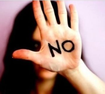 Il battage ossessivo dei CAV: la regia è internazionale