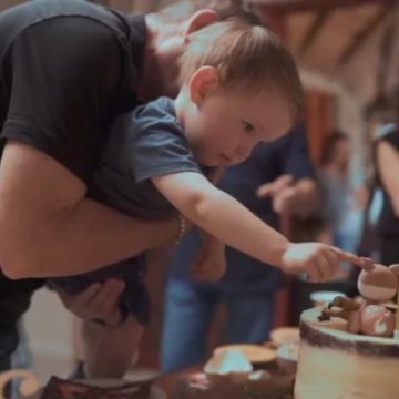 “Be a man, they said”. Sii uomo, dicevano