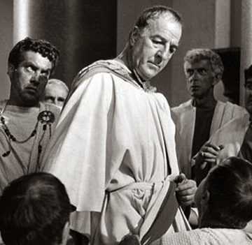 Alex, l’eroe delle femministe. Anzi no.