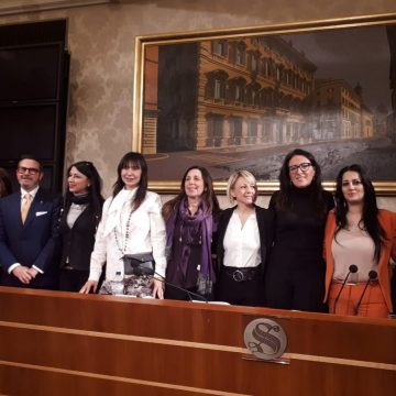 Per chi lavora la commissione sul “femminicidio”?