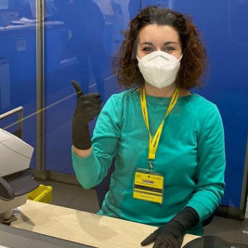 Alle poste di Oristano il vero volto del femminismo Alle poste di Oristano il vero volto del femminismo